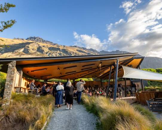 QCB Mega Famil - Walter Peak Farm Show