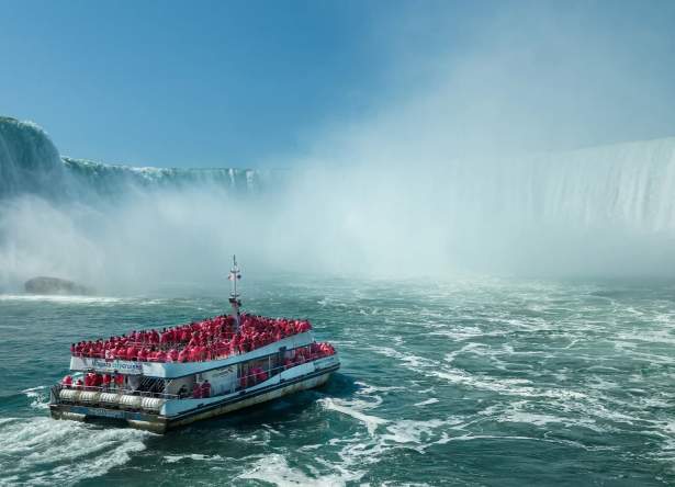Niagara Falls Cruise