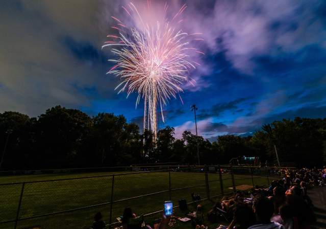 Town of Vienna - Fireworks - 4th of July