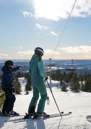 Flott vær og skiforhold på Sjusjøen Skisenter