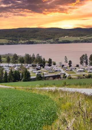 Solnedgang over Odin Camping