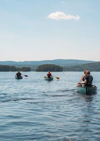 Padling i Finnskogen med kanoer fra Odal Kano og Fritid