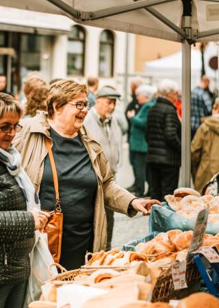 Norsk Akevittfestival i Gjøvik - God markedsstemning i gågata