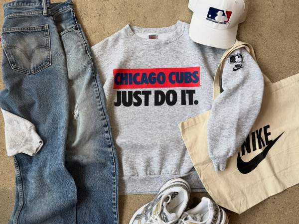 Undisputed Vintage - Vintage Sports Outfit