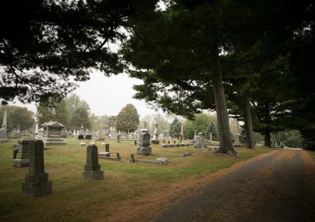 An overcast day at Rose Hill Cemetery in Bloomington, IN