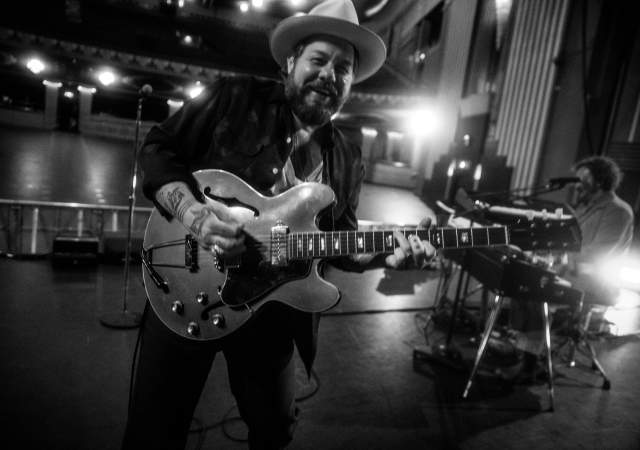 Nathaniel Rateliff & The Night Sweats