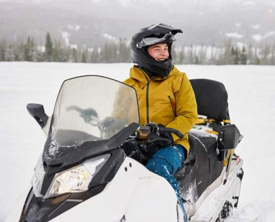 Snowmobiling - Wyoming Office of Tourism