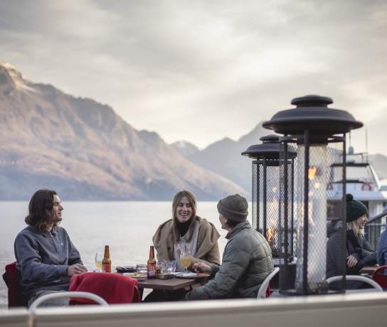 Apres-Ski Public Kitchen and Bar