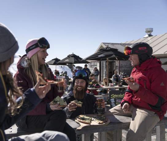 Cardrona pizza at Captains