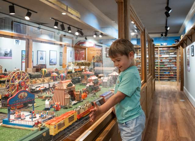 Customs House trains