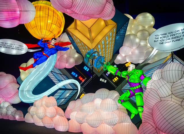 Image of Universe of Light DC exhibit at Gaylord Texan Resort in Grapevine, Texas