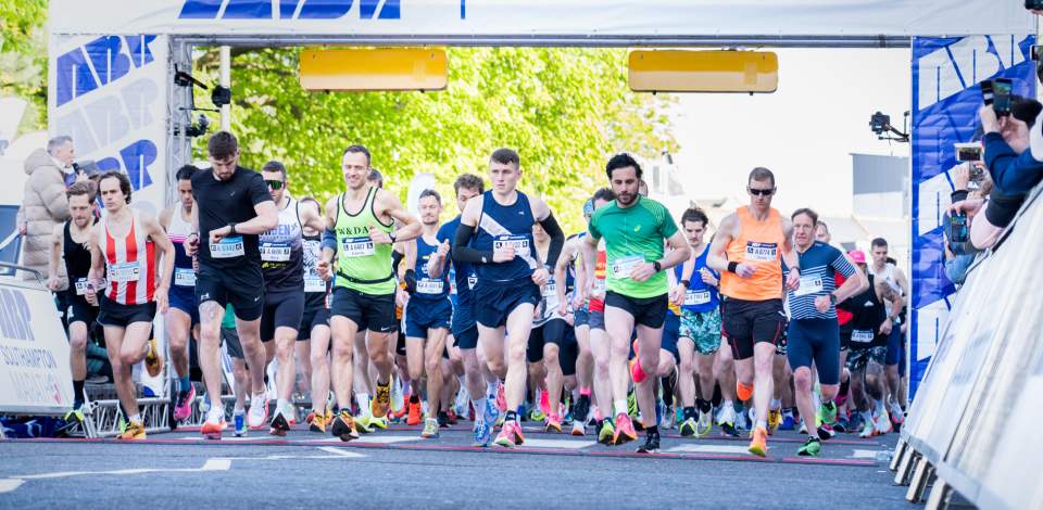 Start of the Southampton marathon