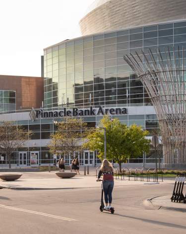 Pinnacle Bank Arena