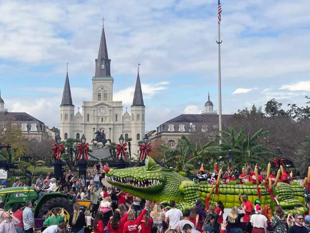 Children's Hospital New Orleans Holiday Parade