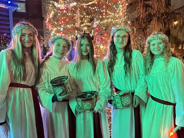 Geneva Christmas Walk & Holiday House Tour