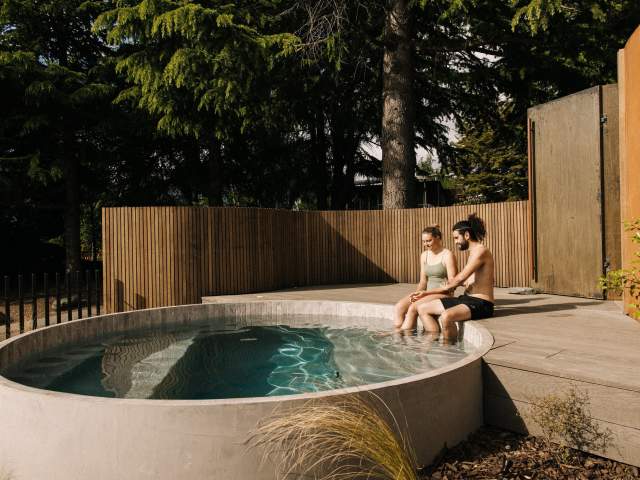 Bathe by Aluume Hot Pools