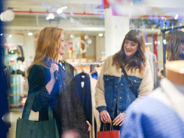 Holiday Shopping at 5th Street Public Market by Melanie Griffin