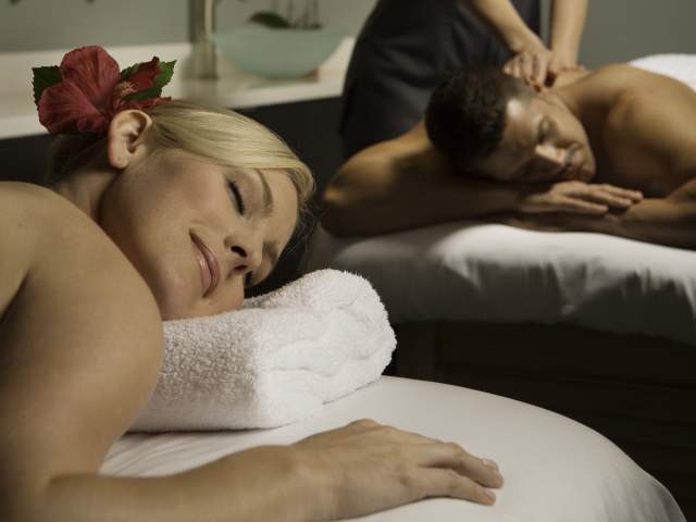 The Spa at Rosen Centre couples massage