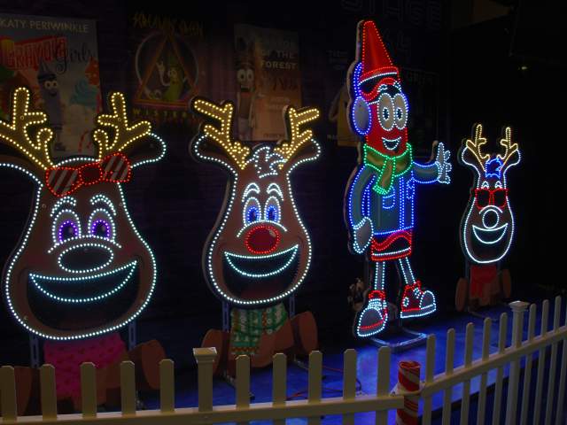 Crayola Experience Musical Light Show for the holidays