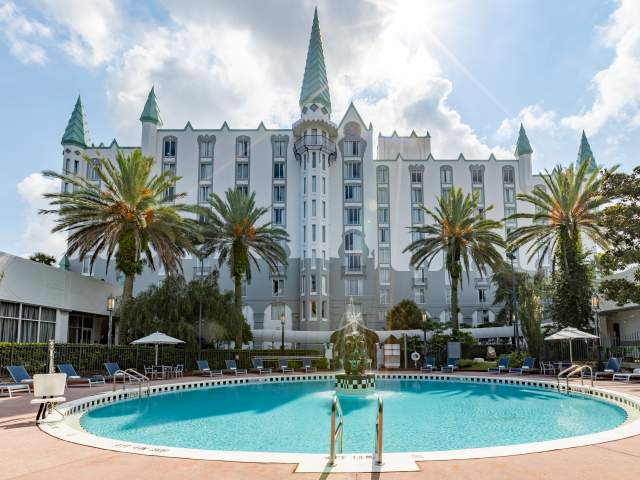Castle Hotel pool