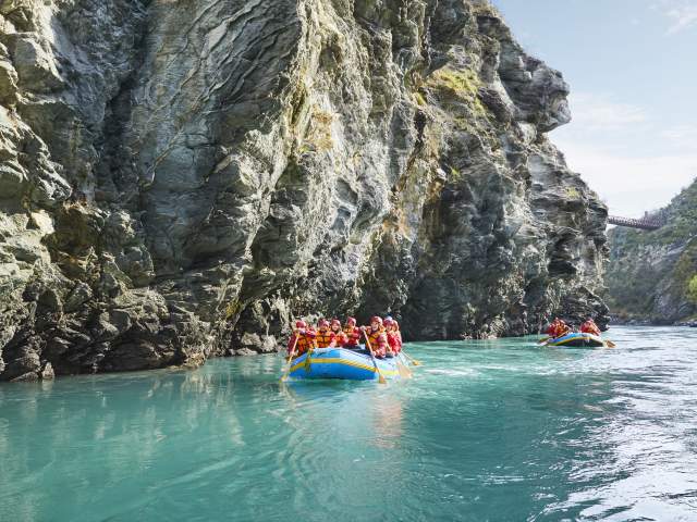 Rafting the Kawarau River with Go Orange