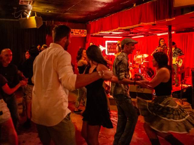 couples dancing at the White Horse in austin texas