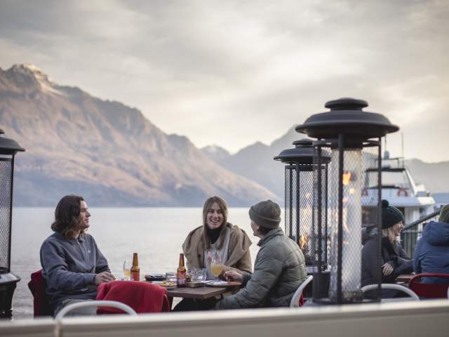 Apres-Ski Public Kitchen and Bar