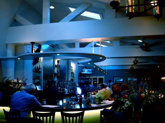 interior dining area at blu on the avenue