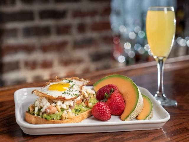 Capital Ale House Brunch- Brunch in Downtown Richmond
