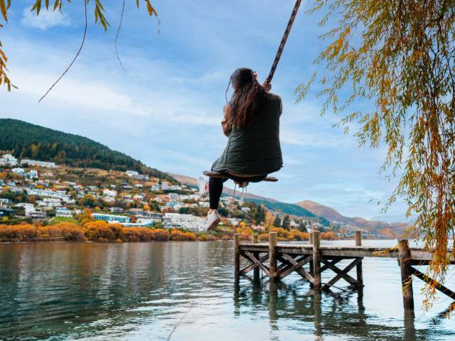 Rope swing at Kelvin Heights in Autumn