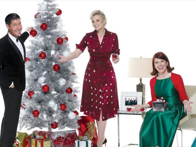 A Swinging Christmas with Jane Lynch and Friends is coming to the Clyde Theatre in Fort Wayne, Indiana.