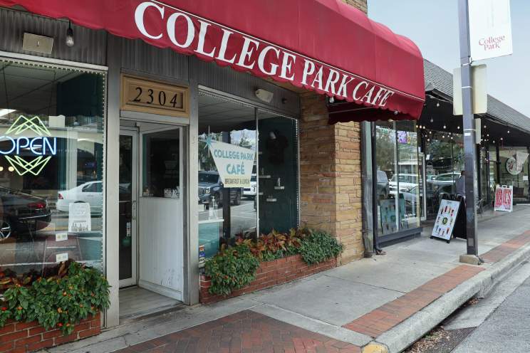 CS-COLLEGEPARK-PHOTOSHOOT-IMAGE-6.jpg