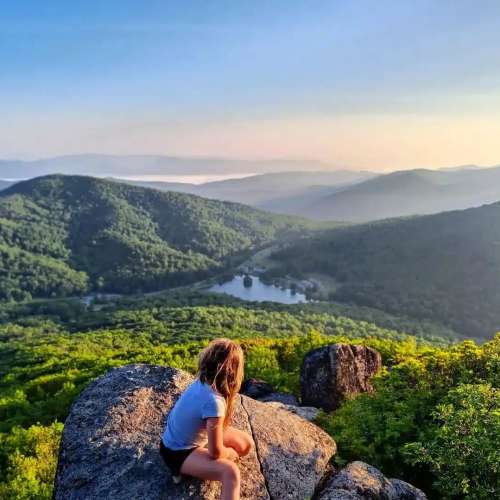 hiking overlook