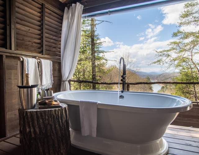 Romantic Getaways Soaking Tubs