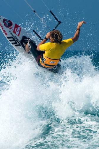 kiteboarder-in-cabarete