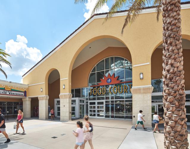 Orlando Vineland Premium Outlets - Holiday kitchen must-haves, on