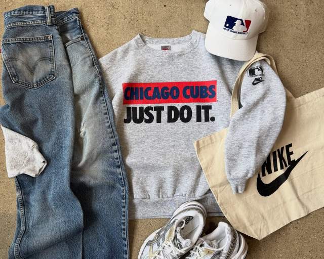 Undisputed Vintage - Vintage Sports Outfit