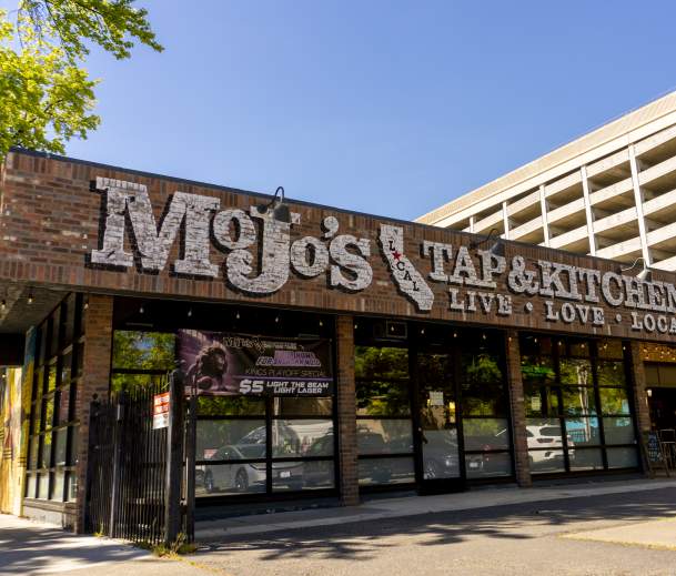 Mojo's Local Tap & Kitchen