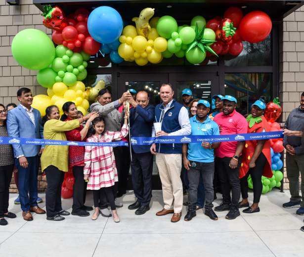 Chamber of Commerce ribbon cutting