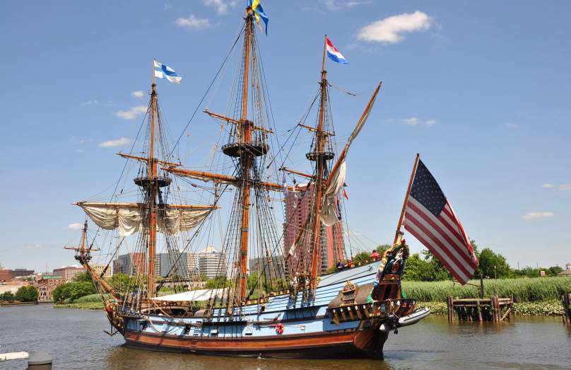 Kalmar Nyckel Sails Up