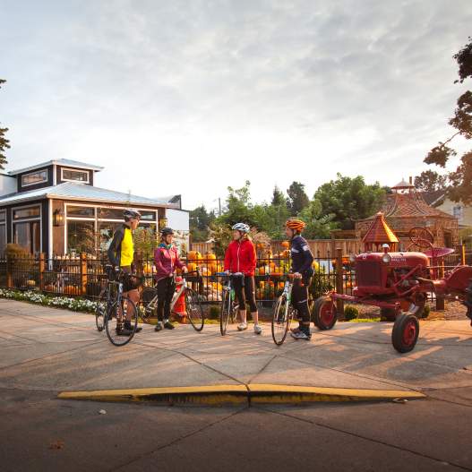 Coburg Cyclists by Eugene, Cascades & Coast