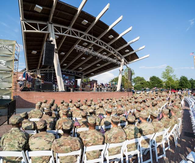 Lady A Pavilion With Fort Gordon Soldiers