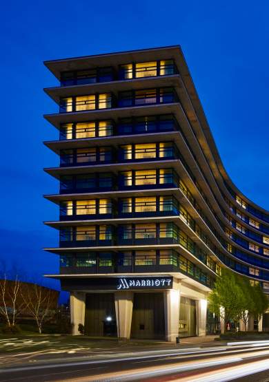 Manchester Marriott Hotel Piccadilly Exterior