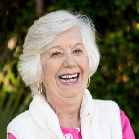 Barbara Tilton Headshot