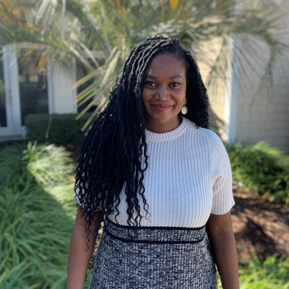 Alexia Edge Headshot