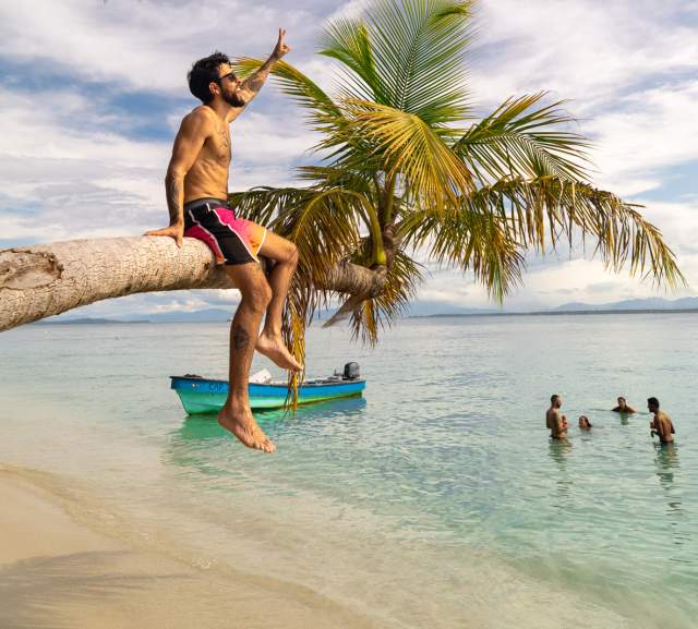 Beautiful caribbean beach at Cayo Zapatilla in Bocas del Toro