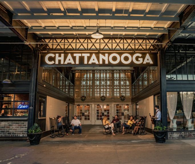 Chattanooga Tennessee — the iconic Chattanooga Choo Choo neon sign