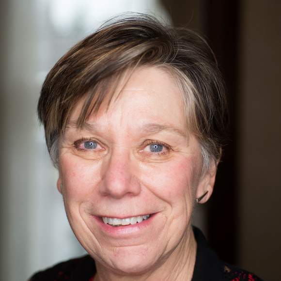 Valerie Knoblauch