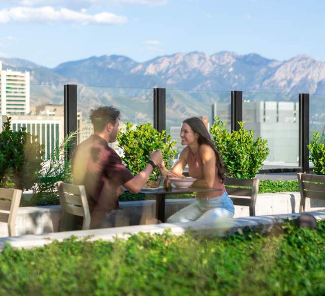 Couple eating at Mar Muntanya in SLC.