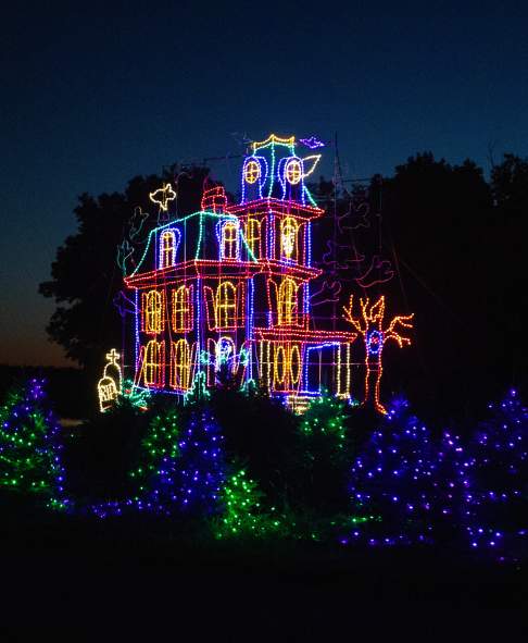 Lakeland Orchard Haunted House Light Display